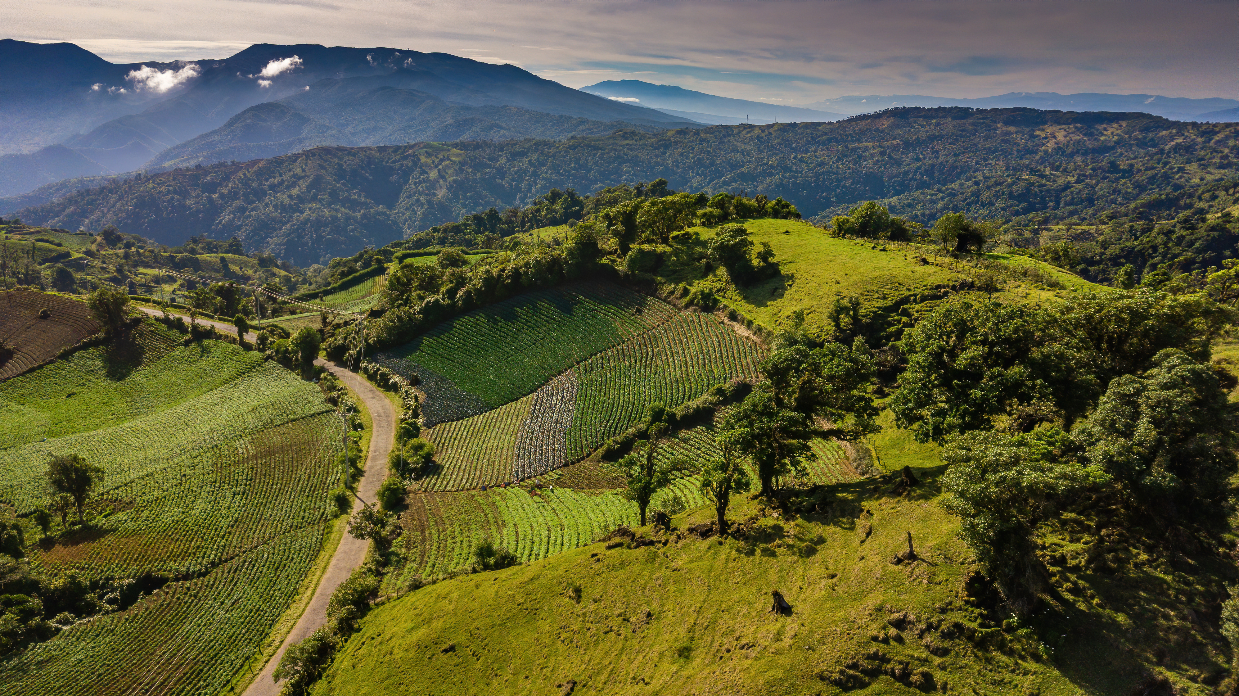 Green rolling hills and mountains in Costa Rice (Raul Cole/Shutterstock)  
