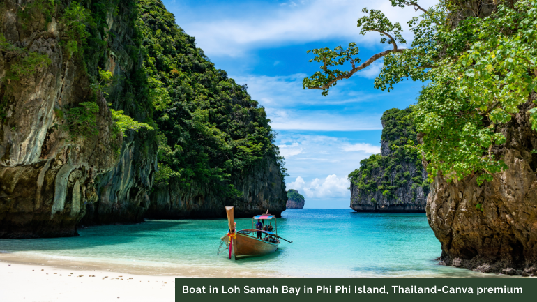 Boat in Loh Samah Bay in Phi Phi Island